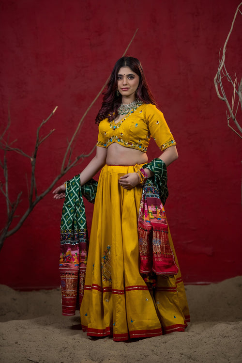 Kesariya Garba Chaniya Choli Set