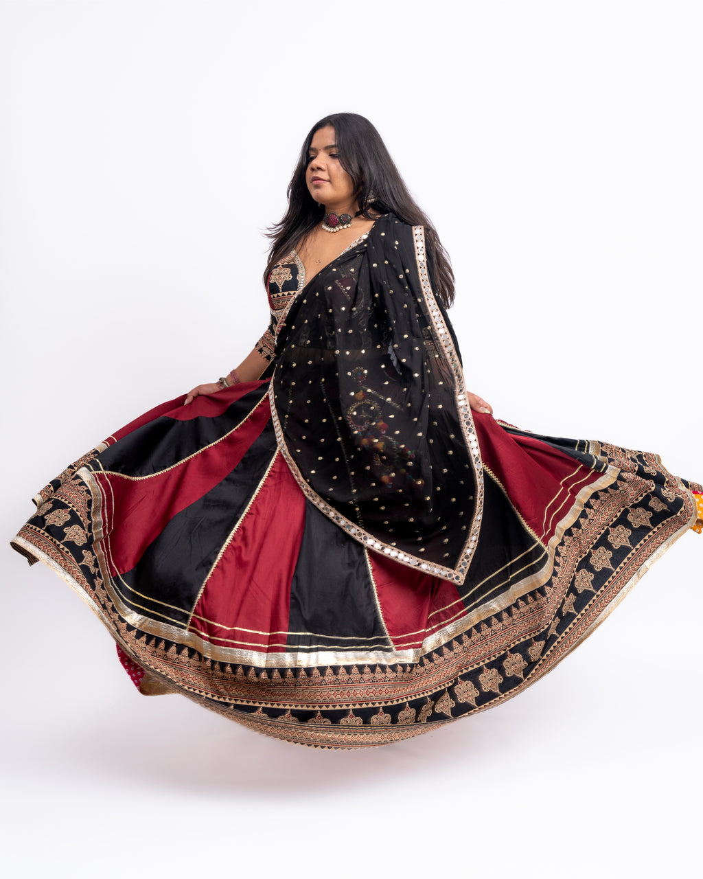 Rang Rasiya Reversible Garba Chaniya Choli Set