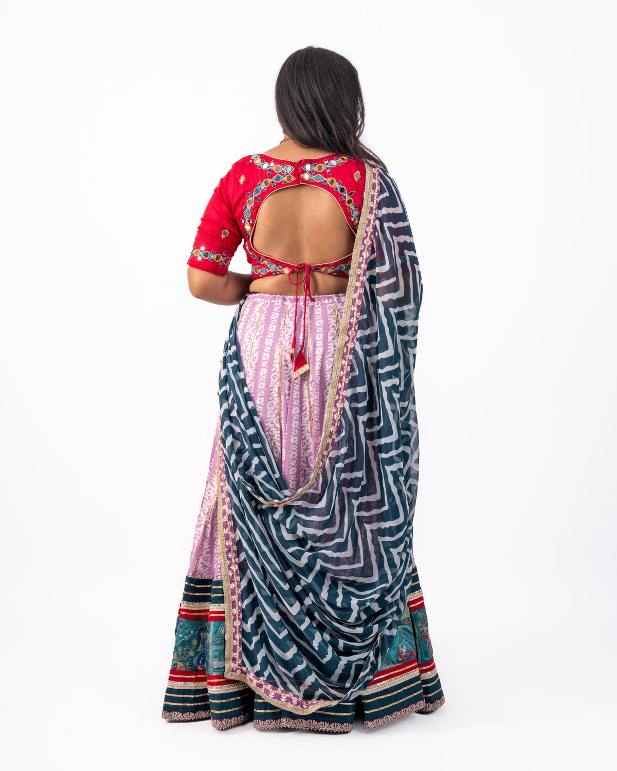 Raas Gulabi Leher Chaniya Choli