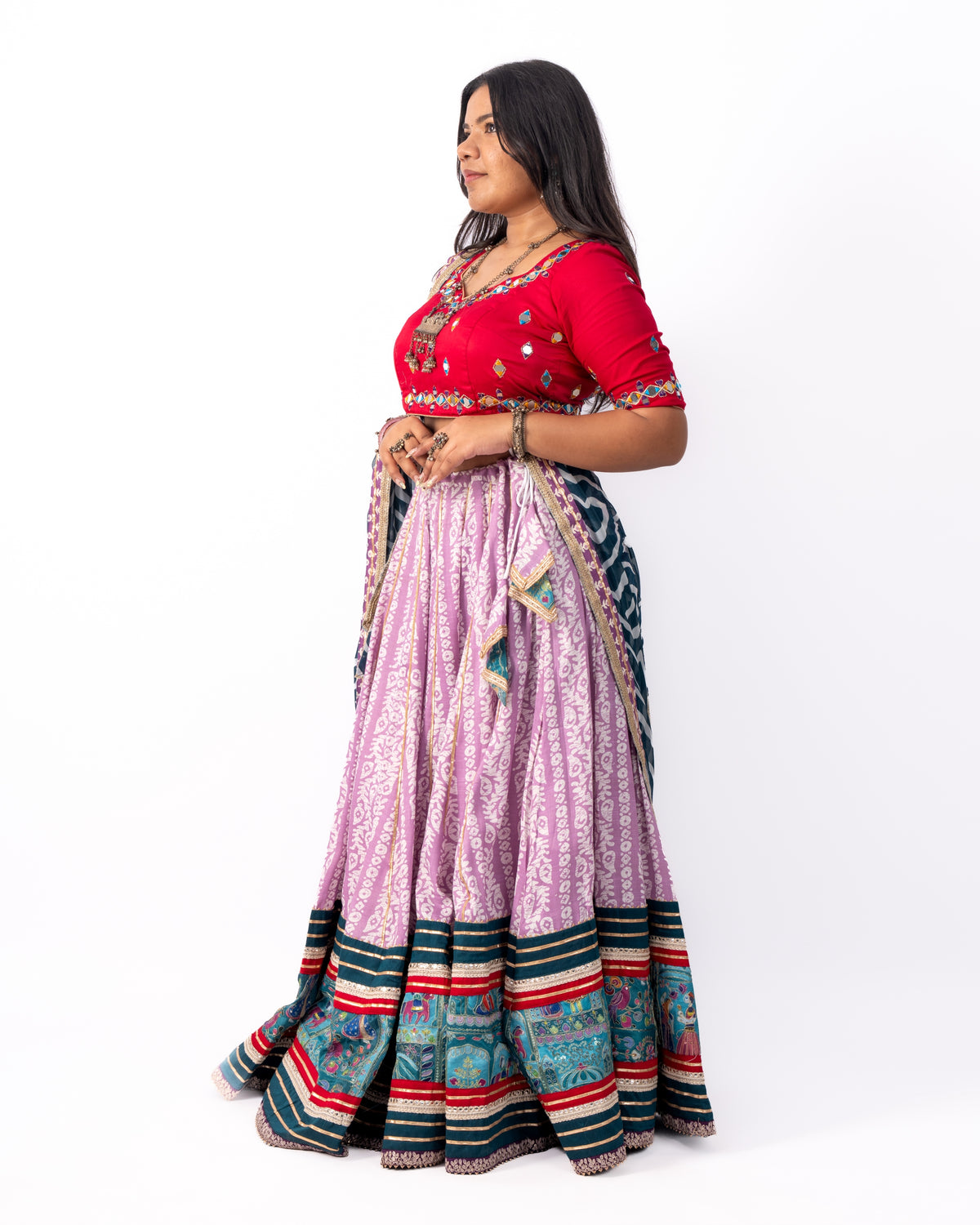 Raas Gulabi Leher Chaniya Choli